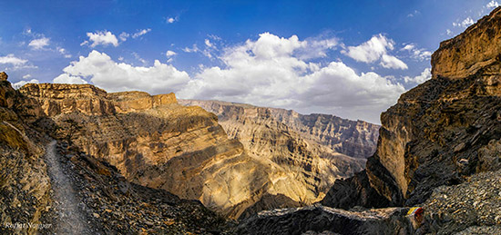 Jebel Shams Balcony Walk - Oman